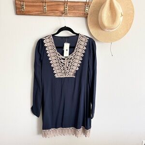 In Style Blue tunic top with lace detailing size Medium